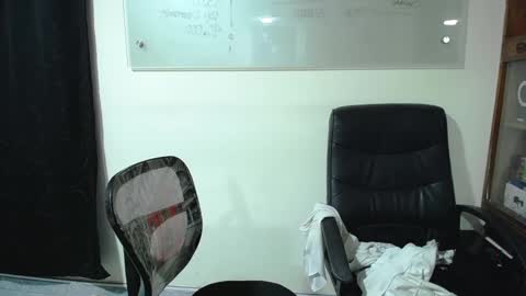 summer_girls01 online show from 01/16/25, 01:06