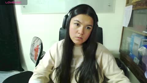 summer_girls01 online show from 02/11/25, 04:11