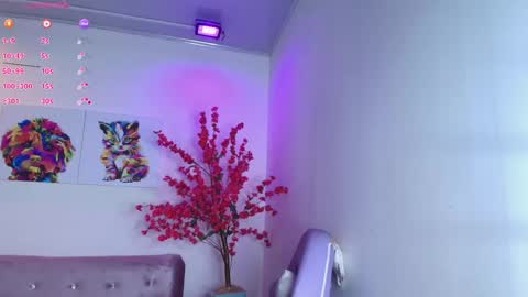 Snapshot of summer_miller chatting on 04/16/26, 11:44 summer_miller online show from 04/16/26, 11:44