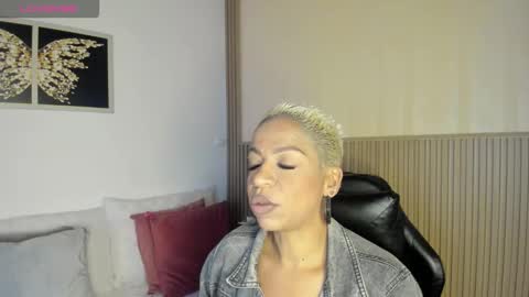 Summer online show from 11/14/25, 11:31