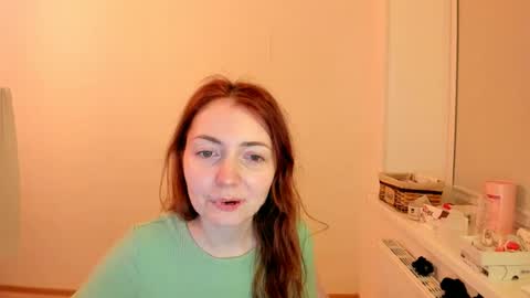 Summer Preston online show from 01/05/25, 07:49