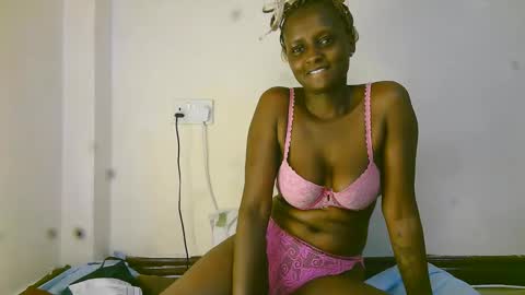 Snapshot of summerdew chatting on 04/18/26, 09:37 summerdew online show from 04/18/26, 09:37