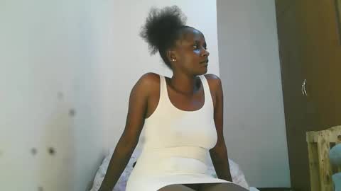 Snapshot of summerdew chatting on 04/27/26, 10:13 summerdew online show from 04/27/26, 10:13