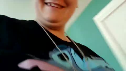 Snapshot of summerdivine69 chatting on 10/22/25, 06:07 Summer Divine online show from 10/22/25, 06:07