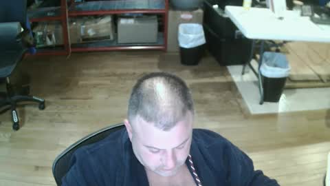 Snapshot of summerfun35 chatting on 09/09/25, 02:22 cincyguy online show from 09/09/25, 02:22