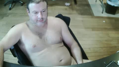 Snapshot of summerfun35 chatting on 01/13/26, 05:13 cincyguy online show from 01/13/26, 05:13