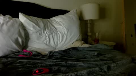 Amber online show from 02/11/25, 02:57