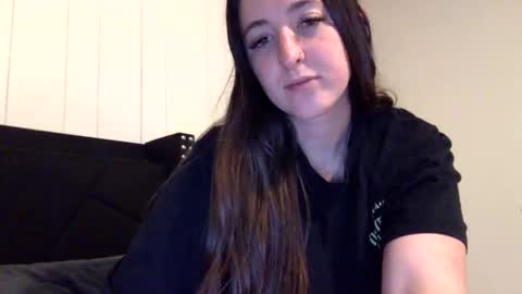 Snapshot of summerlee9 chatting on 05/05/26, 10:29 summerlee9 online show from 05/05/26, 10:29