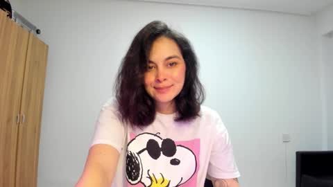 Snapshot of summerprints chatting on 12/03/25, 07:23 Summer online show from 12/03/25, 07:23