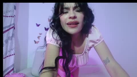 Snapshot of summerpurple chatting on 10/23/25, 03:17 SUMMER online show from 10/23/25, 03:17