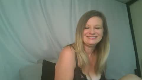 Snapshot of summerxoxo69 chatting on 06/09/26, 12:39 Summerxoxo69 online show from 06/09/26, 12:39