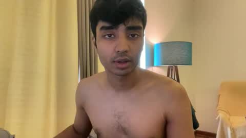 Snapshot of summiter chatting on 10/03/25, 07:16 summiter online show from 10/03/25, 07:16