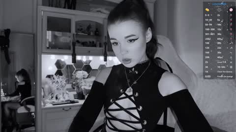 Miss Nelly online show from 12/25/24, 11:10