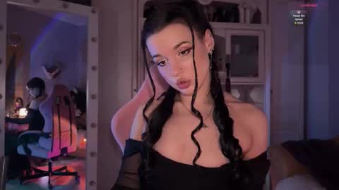 Miss Nelly online show from 10/16/25, 06:42