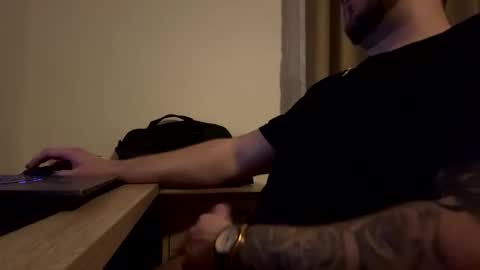 Snapshot of sun_is_dark chatting on 03/22/26, 05:27 Luka online show from 03/22/26, 05:27