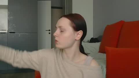 Snapshot of sun_sparkle chatting on 02/06/26, 07:23 Olivia online show from 02/06/26, 07:23