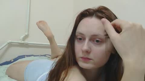 Snapshot of sun_sparkle chatting on 02/14/26, 07:43 Olivia online show from 02/14/26, 07:43