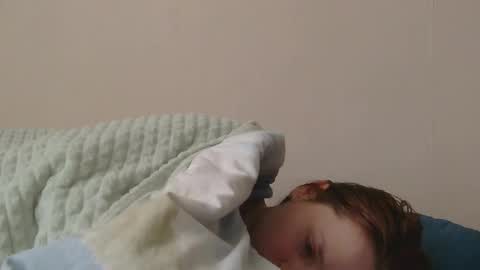 Snapshot of sun_sparkle chatting on 03/08/26, 07:45 Olivia online show from 03/08/26, 07:45