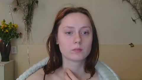 Snapshot of sun_sparkle chatting on 04/20/26, 05:43 Olivia online show from 04/20/26, 05:43