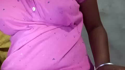 Snapshot of sunali_jain03 chatting on 07/07/26, 11:47 sunali_jain03 online show from 07/07/26, 11:47