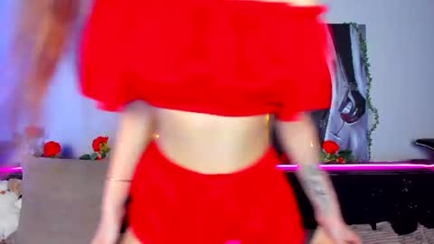 Snapshot of sunbeam181 chatting on 07/07/26, 05:10 Elen online show from 07/07/26, 05:10