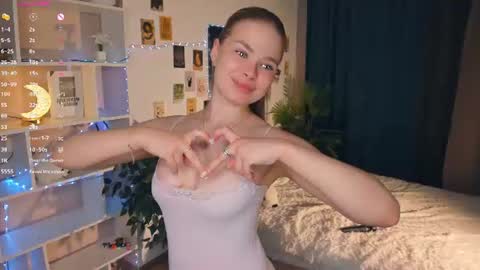 Snapshot of sunday_morn1ng chatting on 06/18/26, 07:19 Jenny online show from 06/18/26, 07:19