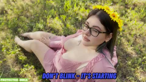 Snapshot of sunflower0907 chatting on 02/04/26, 09:59 Tina. Im topless model online show from 02/04/26, 09:59