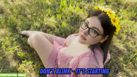 Tina. Im topless model  online show from 04/30/26, 07:58