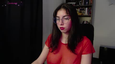 Snapshot of sunflower_uwu chatting on 03/17/26, 08:45 violetta online show from 03/17/26, 08:45