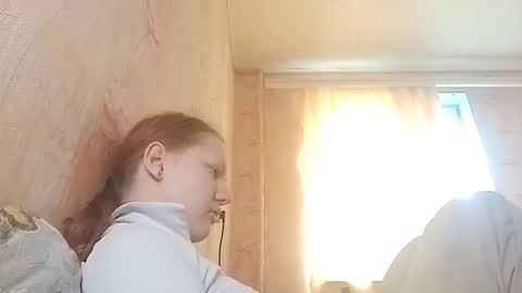 Snapshot of sungpiggott chatting on 06/21/26, 10:18 sungpiggott online show from 06/21/26, 10:18