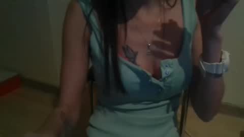 Snapshot of suni_bitch chatting on 01/19/26, 03:27 suni online show from 01/19/26, 03:27