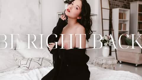 Snapshot of sunlovedamily chatting on 01/13/25, 09:42 Amy online show from 01/13/25, 09:42