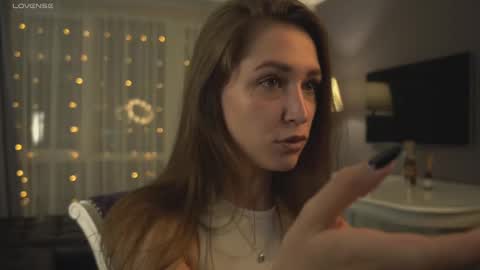 Kate online show from 02/12/25, 09:22