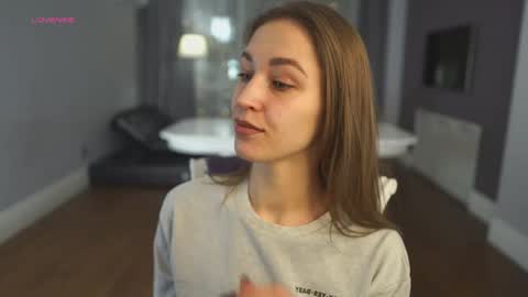 Kate online show from 02/25/25, 04:21