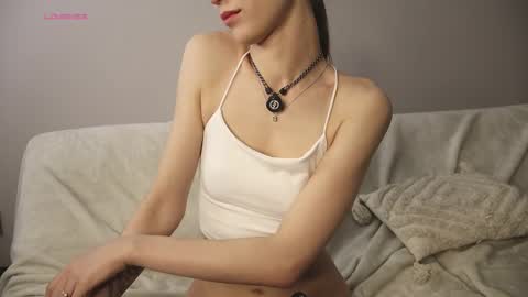 Kate online show from 03/06/25, 10:04