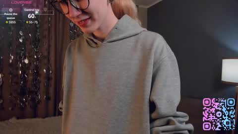 Kiki online show from 02/22/26, 01:07