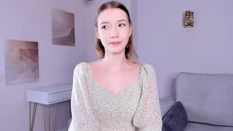 Lily online show from 02/25/25, 11:52