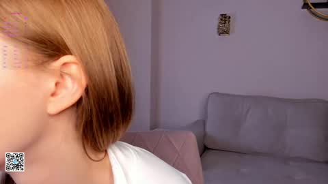 Lily online show from 03/06/25, 04:38