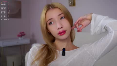 Lily online show from 11/25/25, 02:39