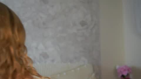 Lily online show from 04/12/26, 02:33