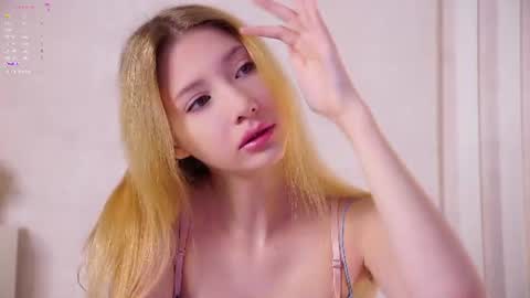 Lily online show from 06/11/26, 02:48