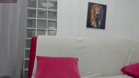 Snapshot of sunny__sammy chatting on 11/10/25, 01:26 Sammy online show from 11/10/25, 01:26