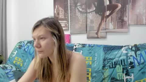 Snapshot of sunny__sammy chatting on 11/13/25, 01:26 Sammy online show from 11/13/25, 01:26