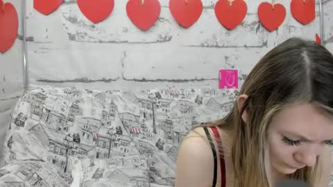 Snapshot of sunny__sammy chatting on 12/02/25, 03:34 Sammy online show from 12/02/25, 03:34