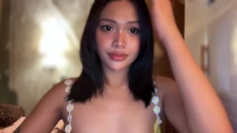 Snapshot of sunny_angelx chatting on 04/05/26, 05:26 ANGEL-DONT FORGET TO THUMBS UP AND FOLLOW online show from 04/05/26, 05:26