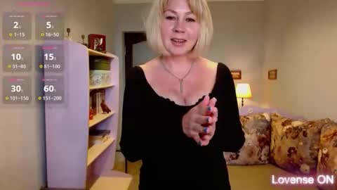 Snapshot of sunny_katty chatting on 05/29/26, 10:24 Sunny Katty online show from 05/29/26, 10:24