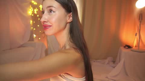 Snapshot of sunny_maria chatting on 02/26/25, 08:33 Maria online show from 02/26/25, 08:33