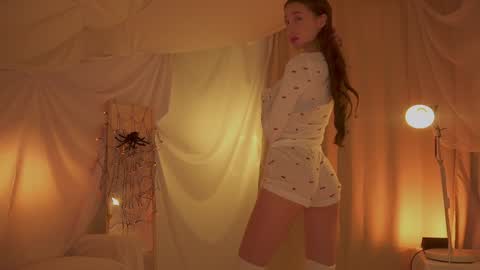 Snapshot of sunny_maria chatting on 11/22/25, 08:30 Maria online show from 11/22/25, 08:30