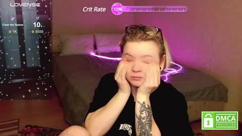 Snapshot of sunny_mood chatting on 01/04/25, 05:37 sunny mood online show from 01/04/25, 05:37