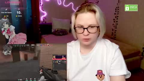 Snapshot of sunny_mood chatting on 02/10/25, 10:20 sunny mood online show from 02/10/25, 10:20